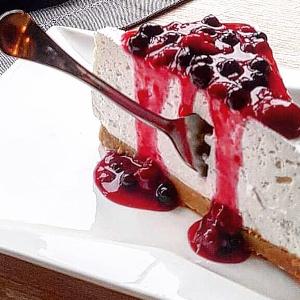 CHEESE CAKE