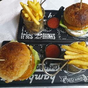 Pileći burger
